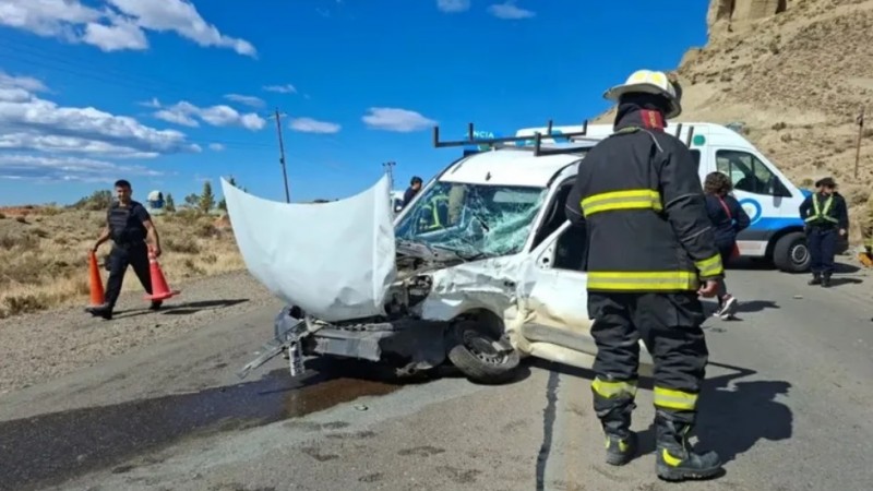 Cerro Tres Botellas: Un giro en "U" terminó con un grave accidente y un conductor hospitalizado
