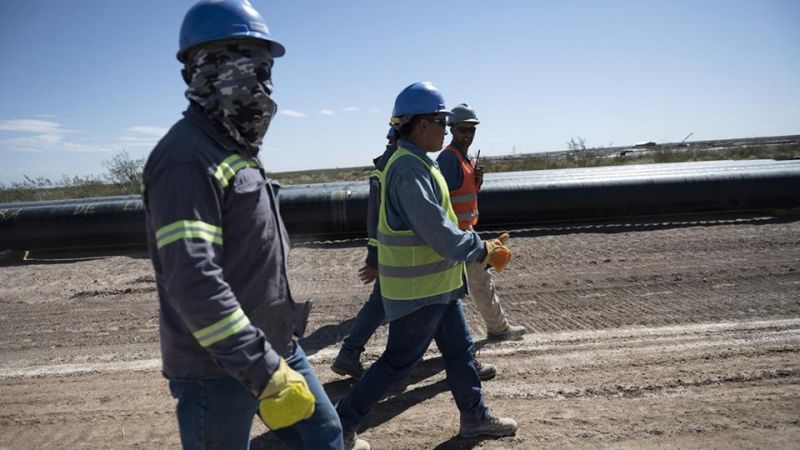 La paritaria petrolera cerró con una suma $380 mil y un bono extraordinario
