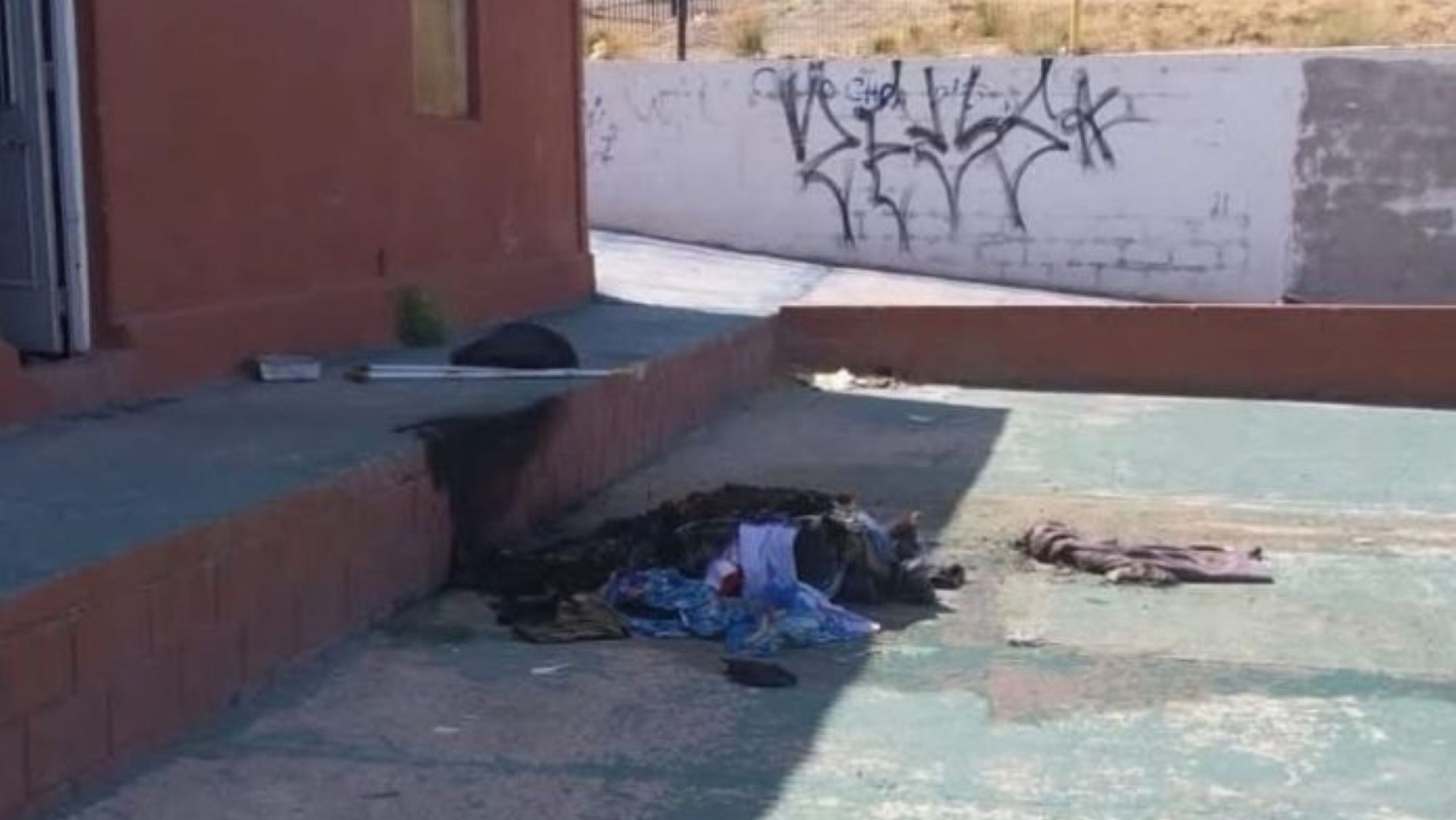 Intentó prender fuego la vecinal del barrio Máximo Abásolo y fue detenido en Comodoro