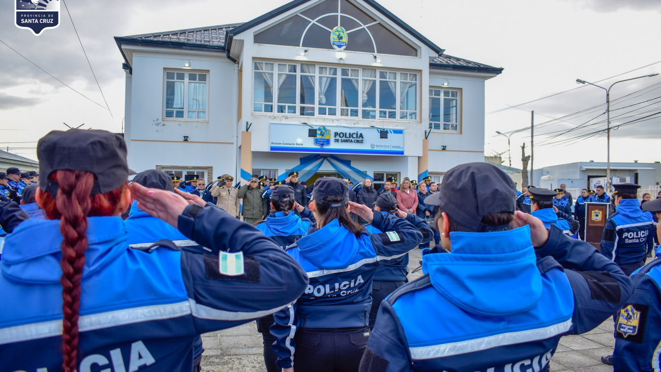 Policías de Santa Cruz se movilizan y convocan a un "bocinazo" por salarios dignos