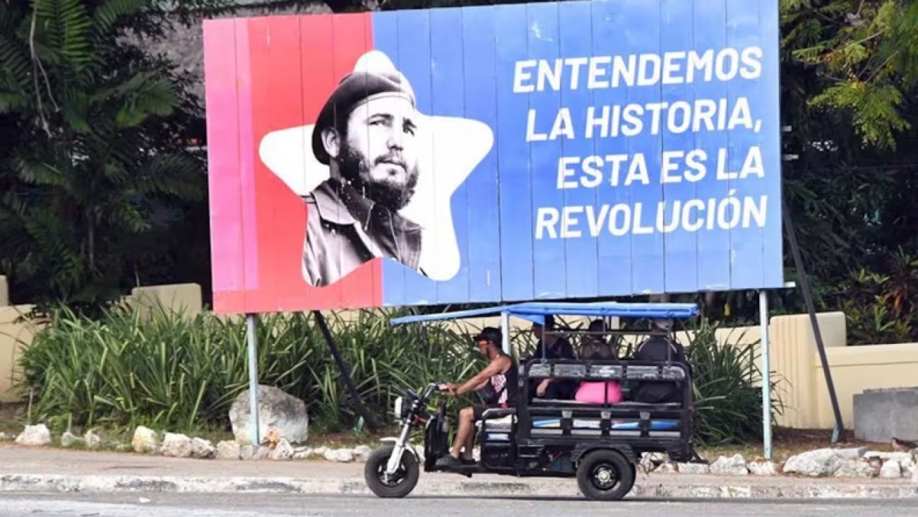 Apagones récord, éxodo aéreo y colapso del transporte: los daños del nuevo "paquetazo" en Cuba