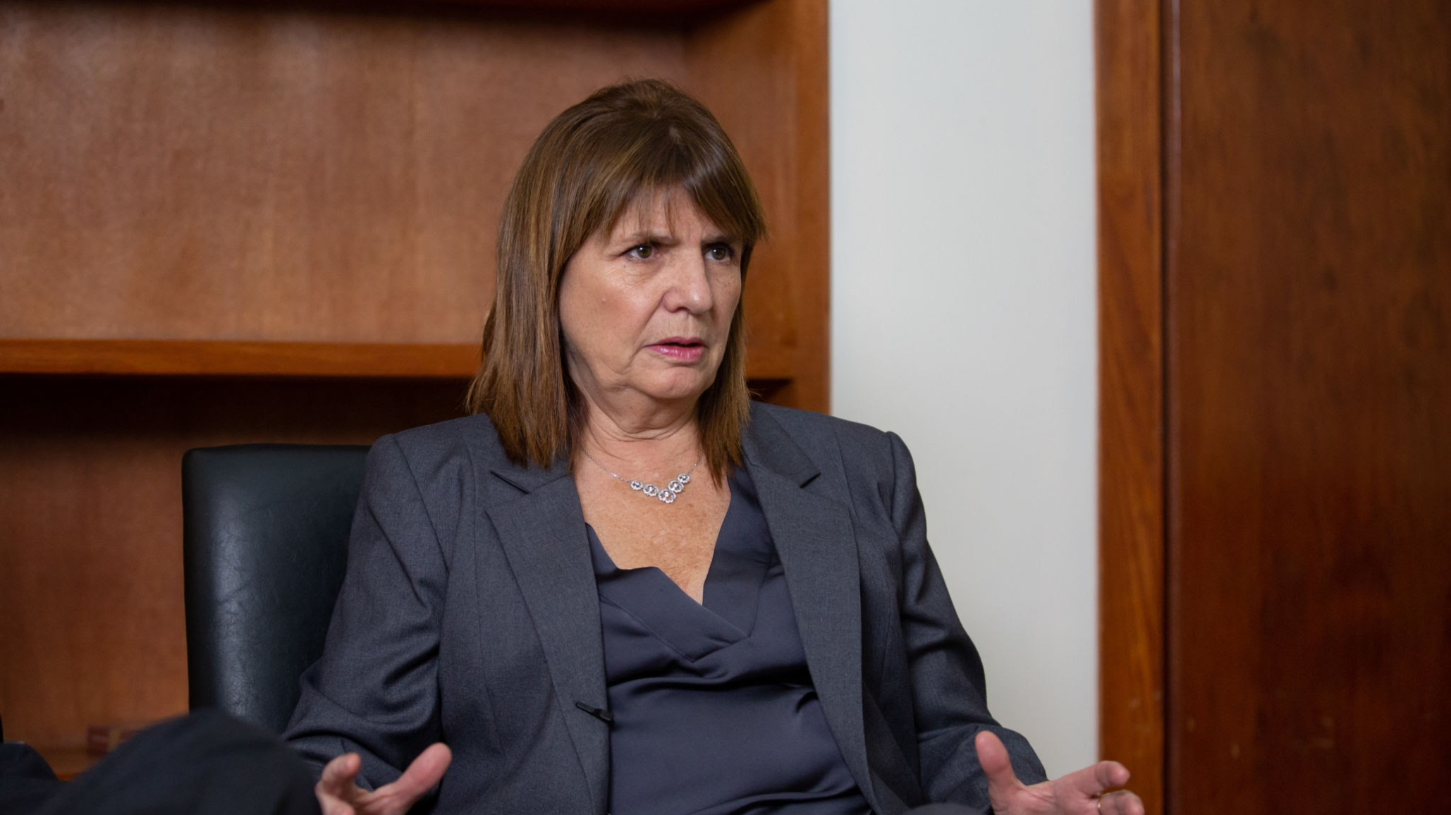 "No distingue entre un esguince y un cáncer": Bullrich admitió un "error" en la reforma laboral