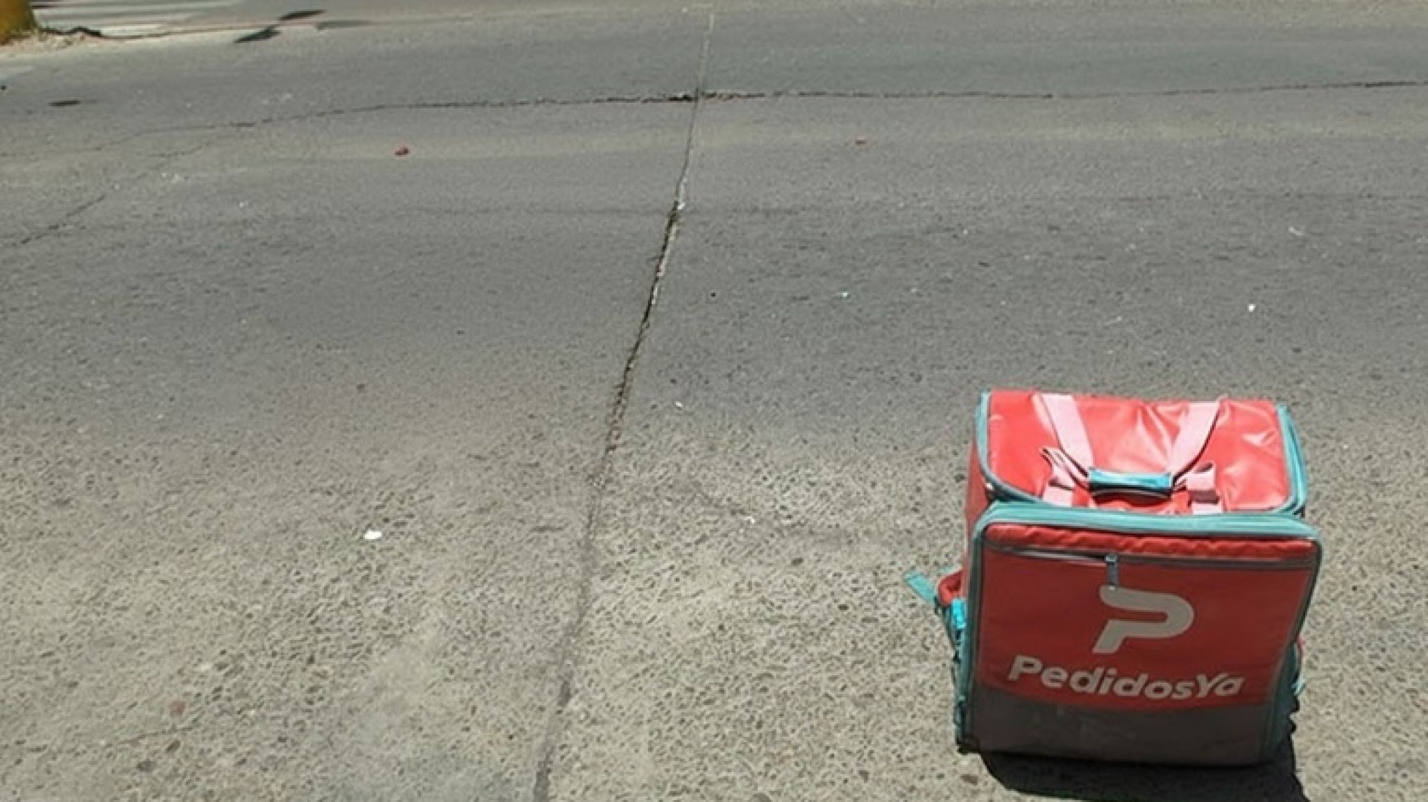 Otro accidente en Comodoro: un delivery fue atropellado por un colectivo en Rivadavia e Italia