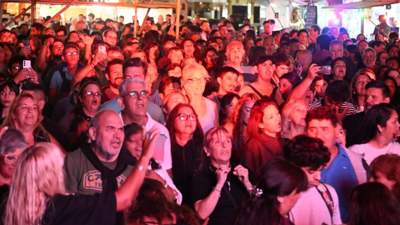Más de diez propuestas gastronómicas y cervecerías artesanales en el Playón Recreativo