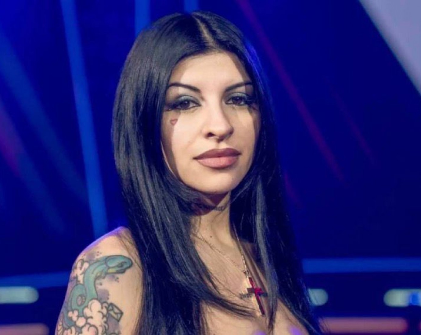 Cazzu respondió con dureza tras la canción que menciona a Nodal