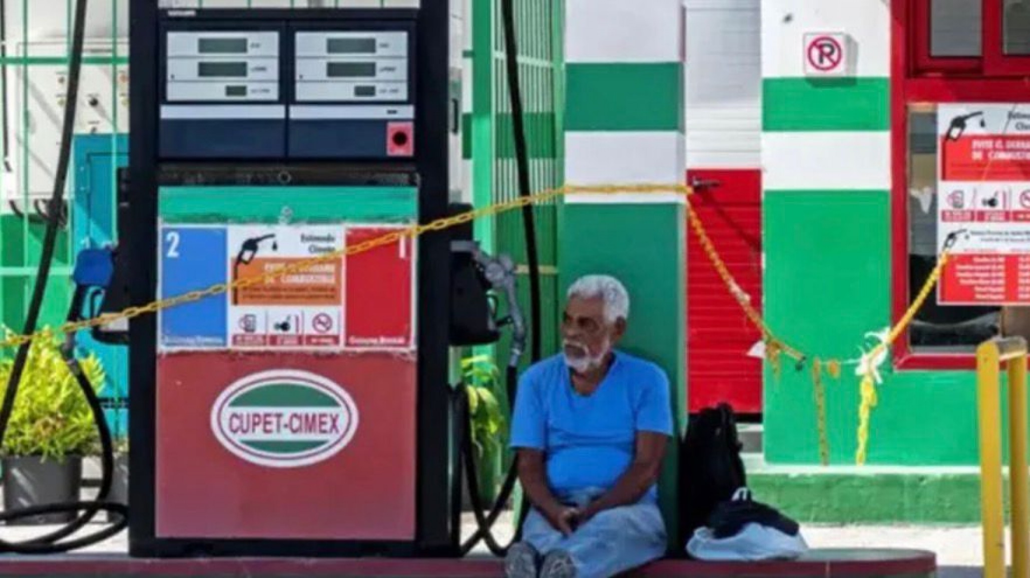 Trump permite venta de combustible a Cuba, pero solo para uso privado