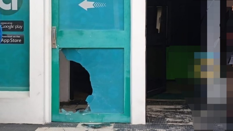 Rompió el vidrio de un local en pleno centro y robó celulares: fue detenido a metros del lugar