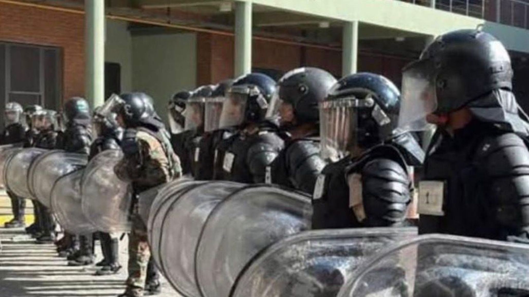 Convocan a una concentración policial en Rawson por reclamo salarial