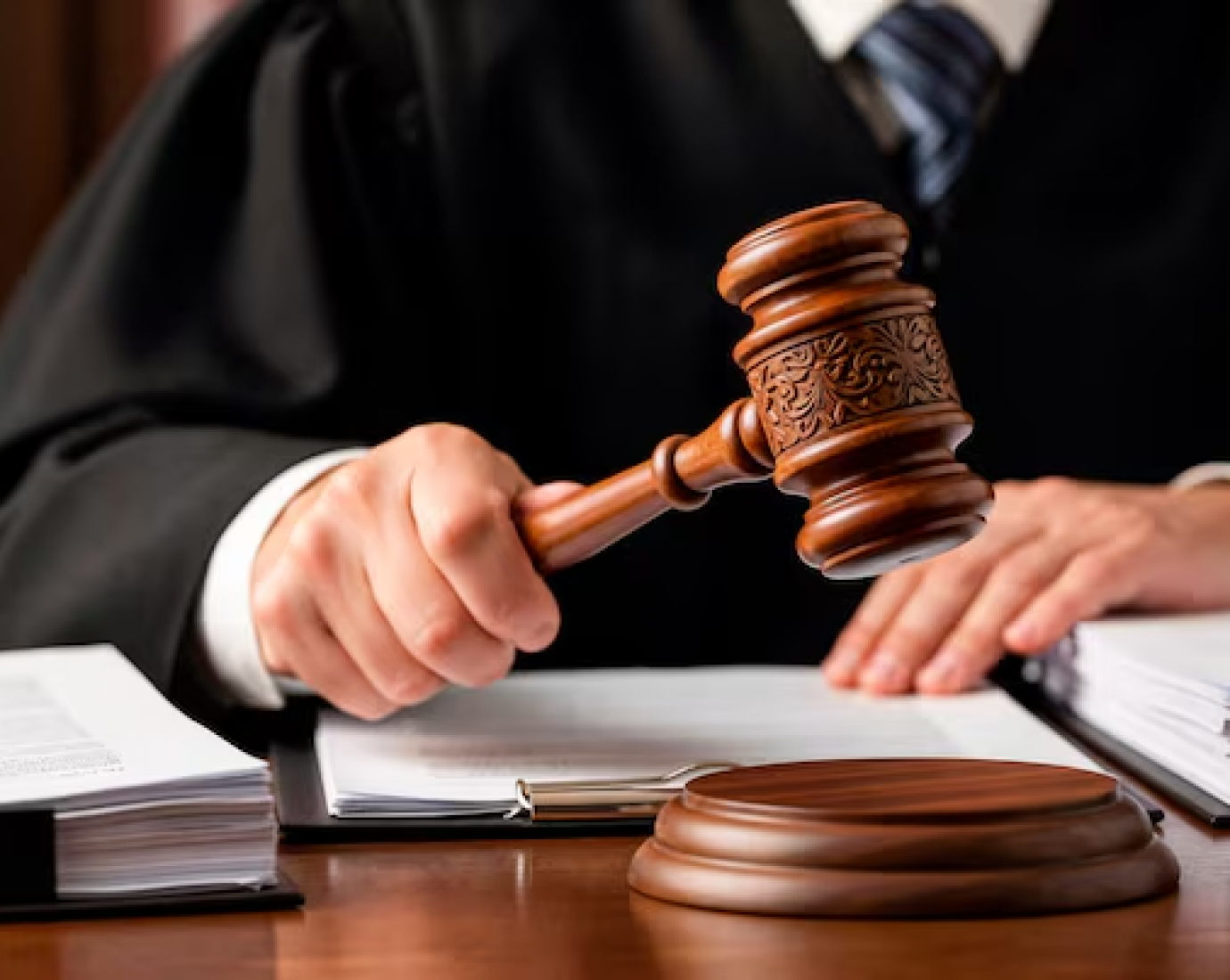 Violó una orden de alejamiento, fue a la casa de su ex y terminó detenido