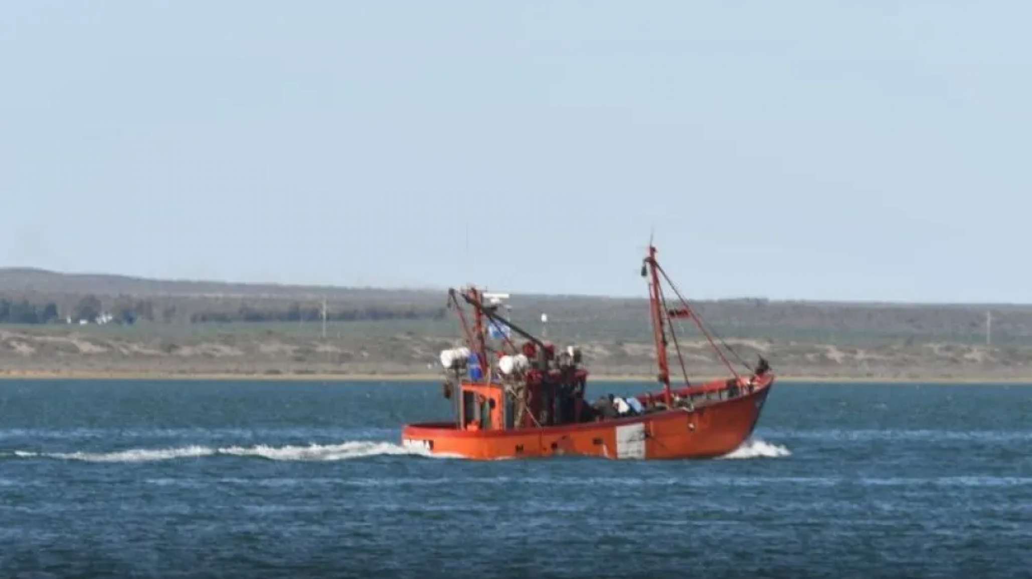 La dura postal de la pesca: jubilado con 75 años, volvió a embarcarse por necesidad y desapareció en el mar