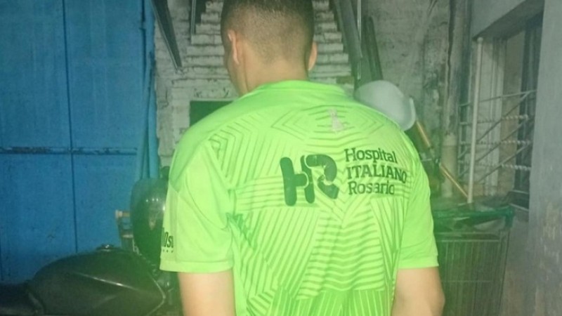 Crimen en una barbería: asesinan a un bebé de un año en medio de un tiroteo en Rosario