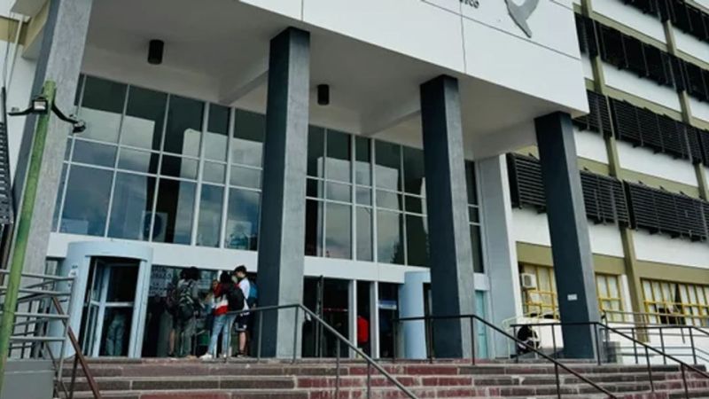Docentes universitarios anuncian paro de tres semanas y una medida de fuerza este lunes