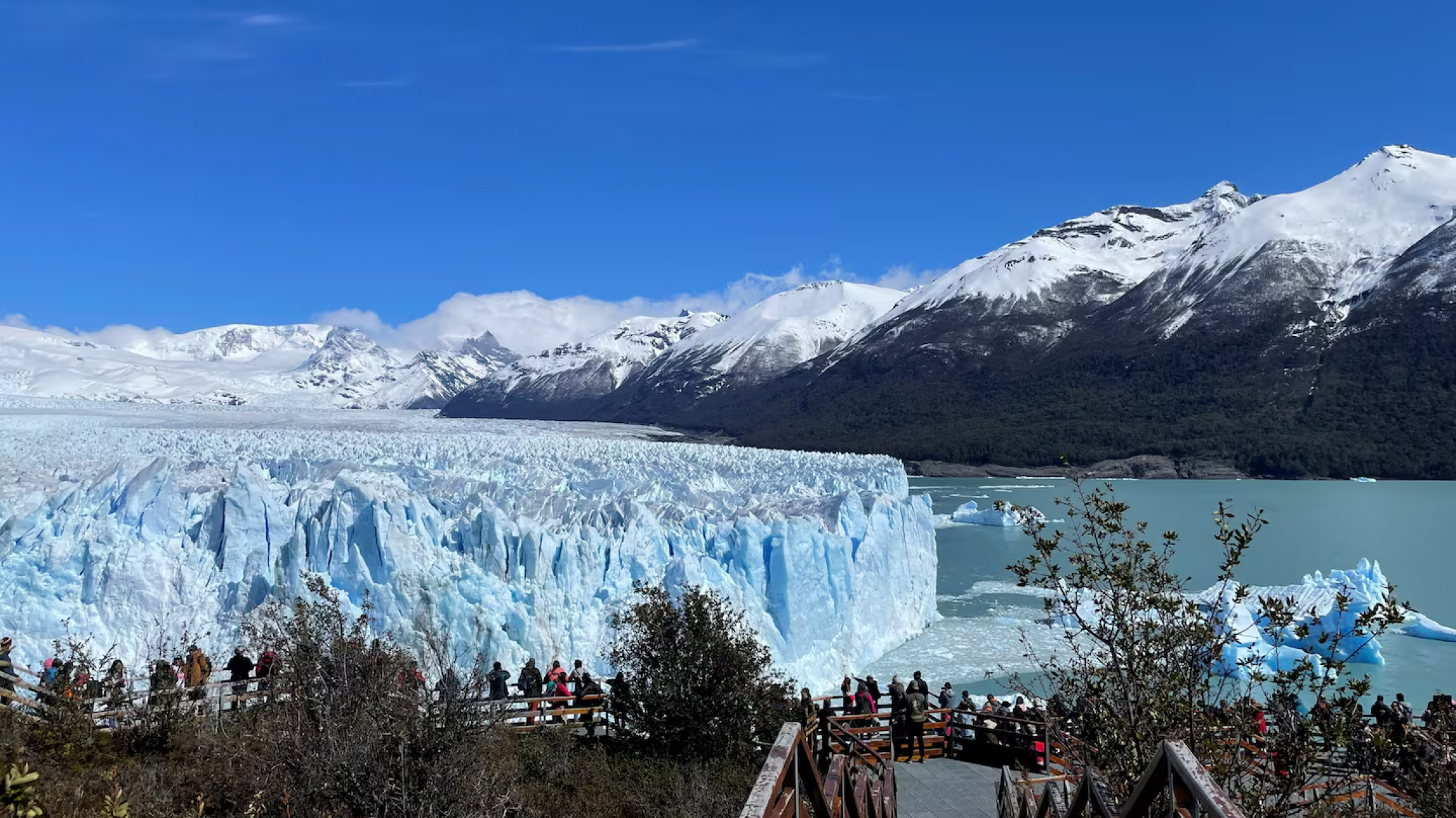 "Se está ahogando la voz del pueblo": obispos patagónicos cuestionaron el debate por la Ley de Glaciares