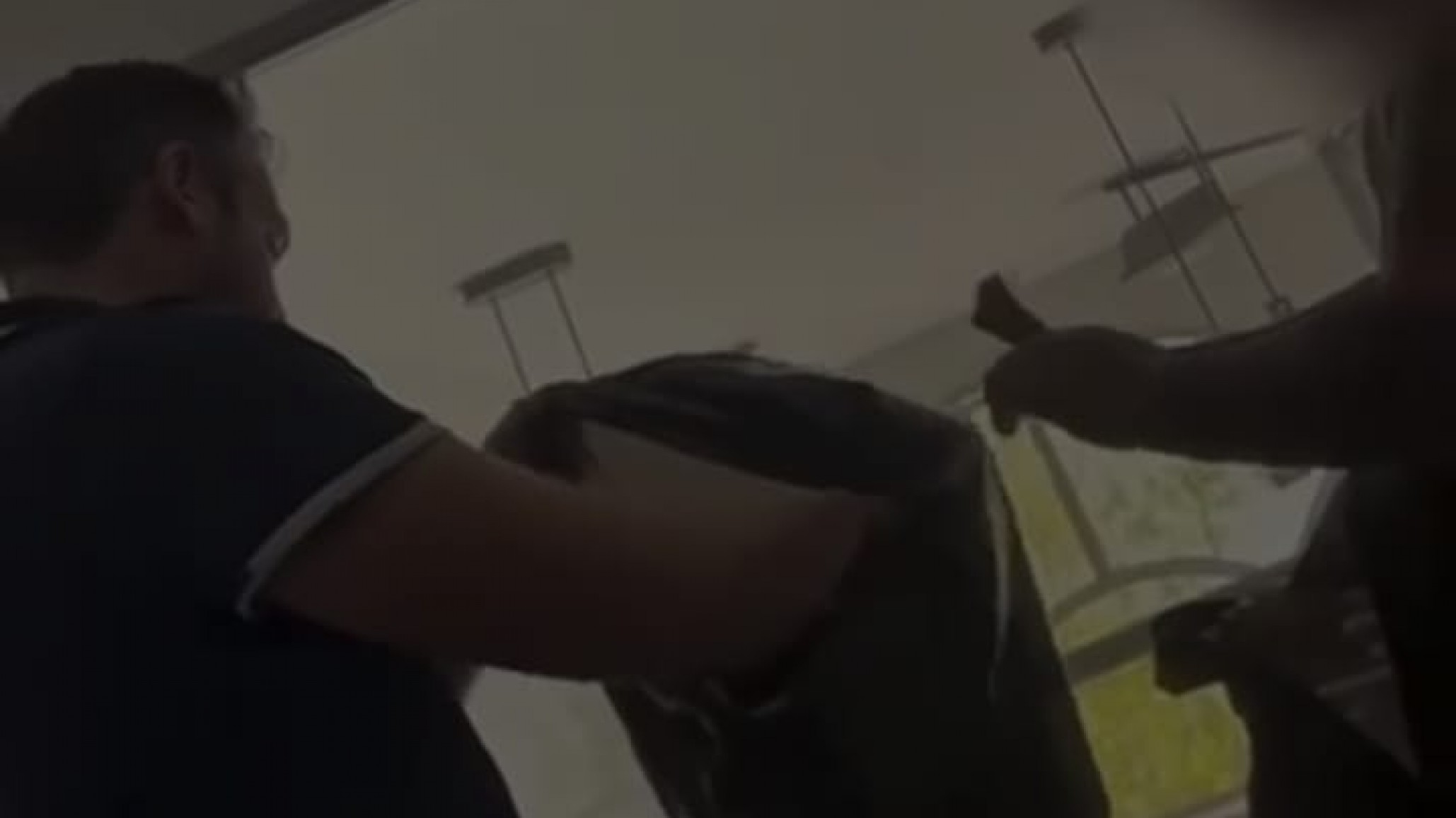 Terremoto judicial en Chubut: un video mostraría una coima de $12 millones para comprar impunidad