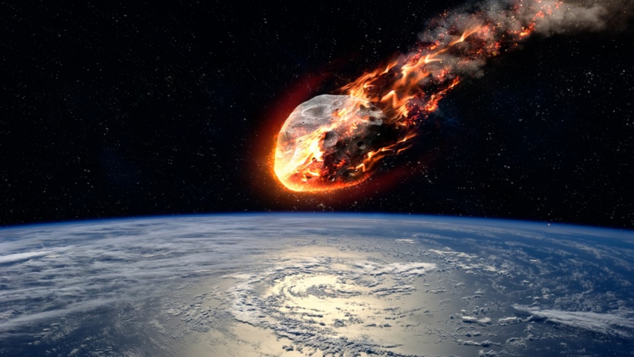 Visita espacial: un asteroide del tamaño de un colectivo pasará esta noche "rozando" la Tierra