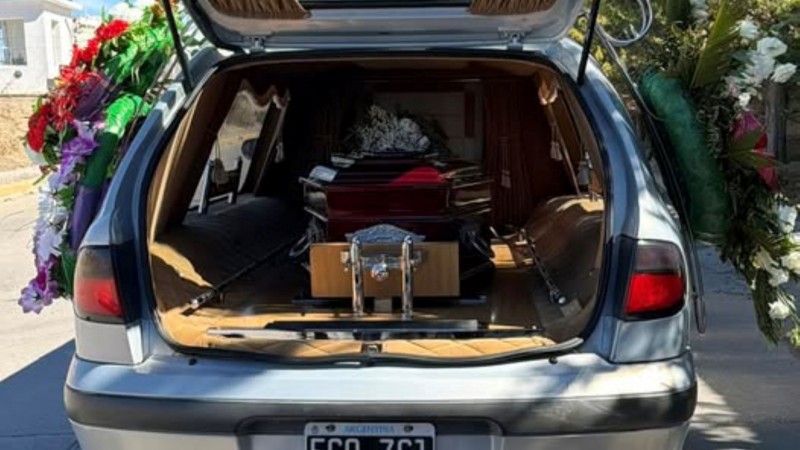 Femicidio en Caleta Olivia: el conmovedor pedido de justicia de la hija de Ada Barrozo tras despedir a su madre