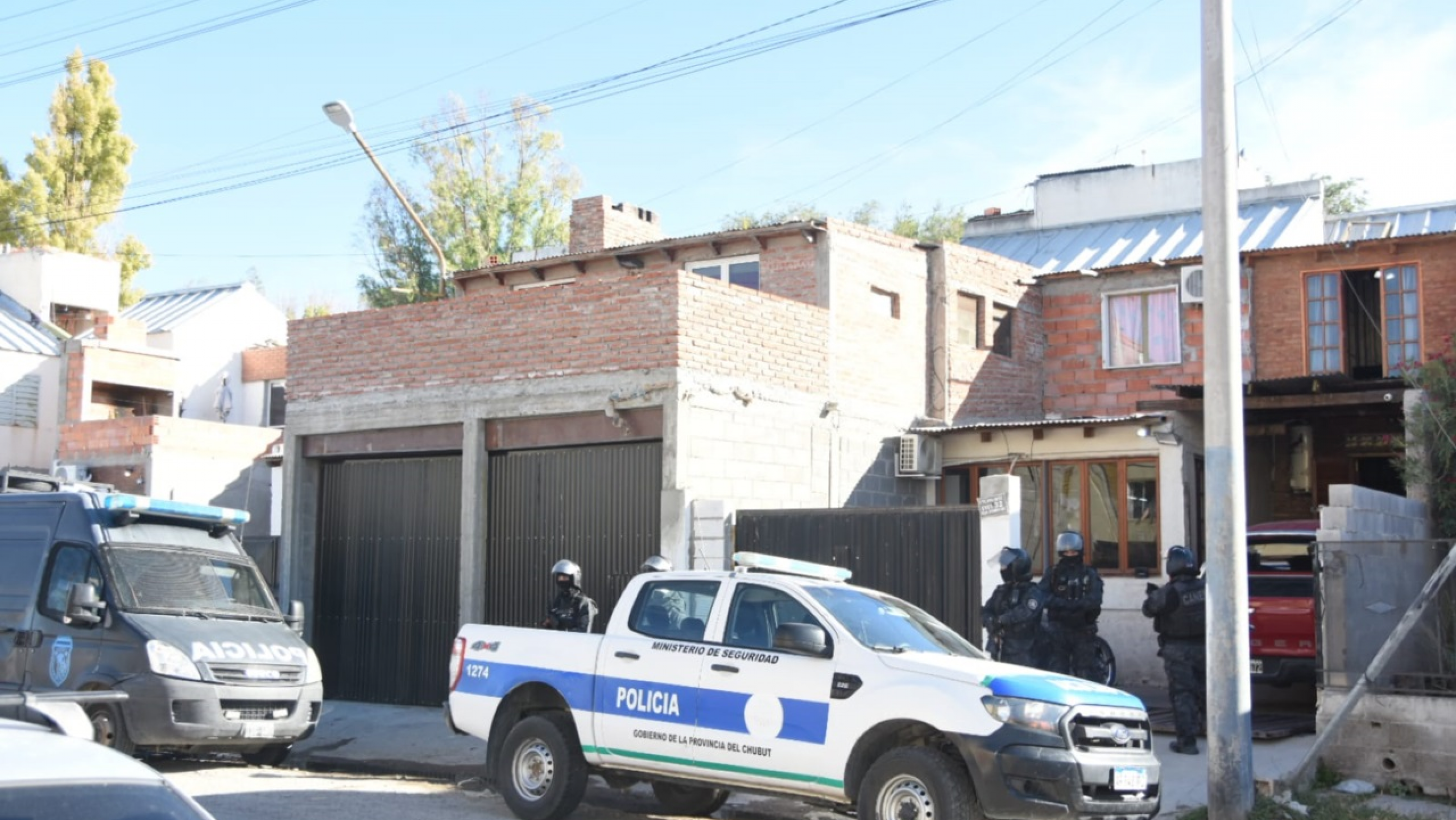 Tras denunciar coimas en un video viral, allanaron la casa del preso que había sido "beneficiado" con la reducción de pena