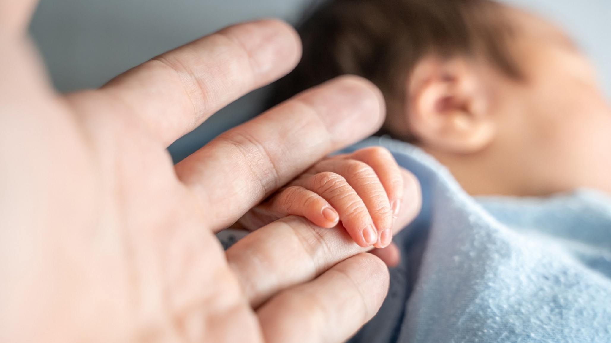 Lucha por su vida: Internaron a una beba de 8 meses con lesiones cerebrales y detuvieron a sus padres