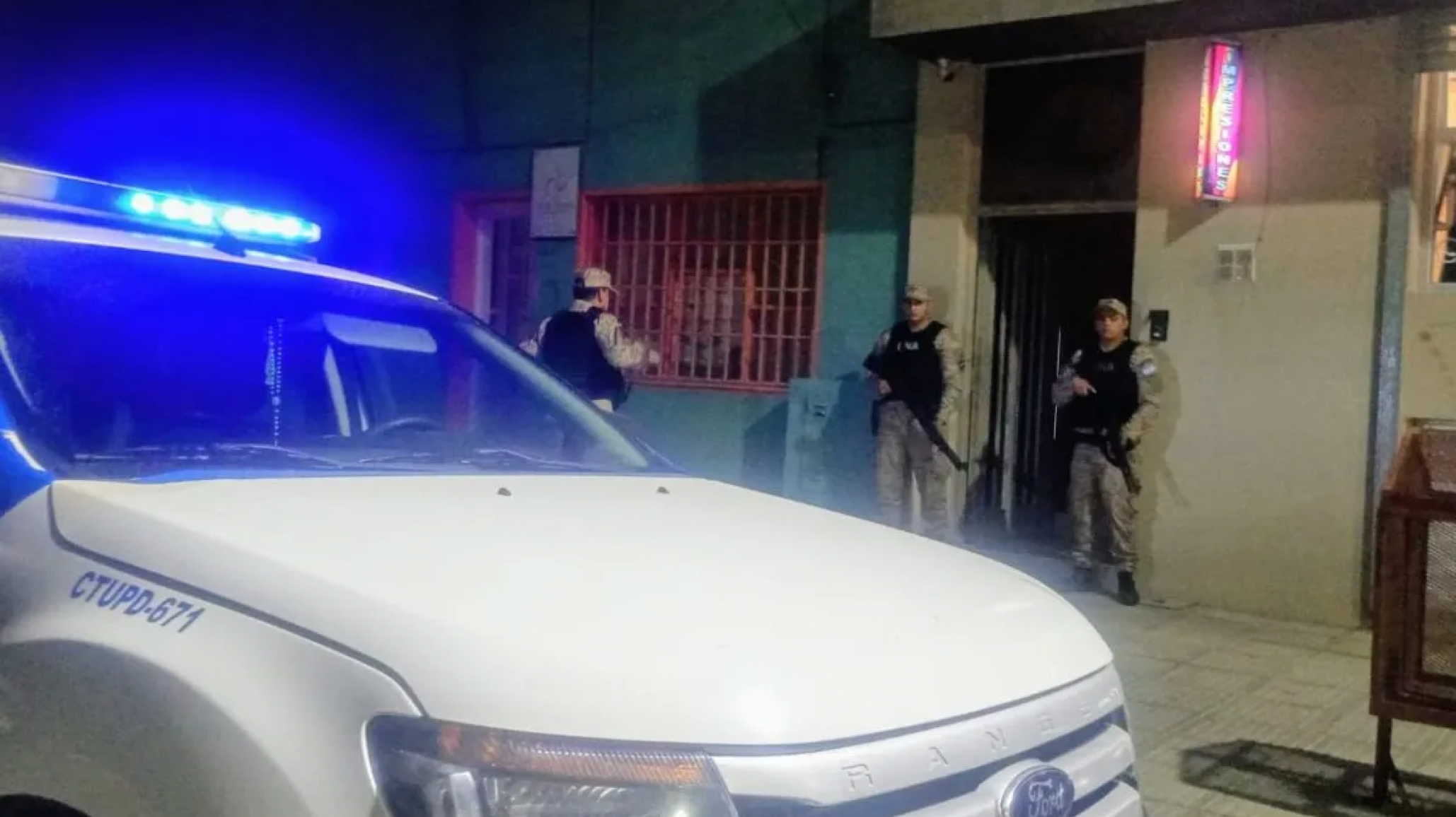 Prefectura y Aduana realizaron un allanamiento en oficinas de Comodoro