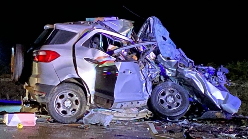 Interrumpen el tránsito en la Ruta 3 entre Comodoro y Garayalde tras el trágico accidente