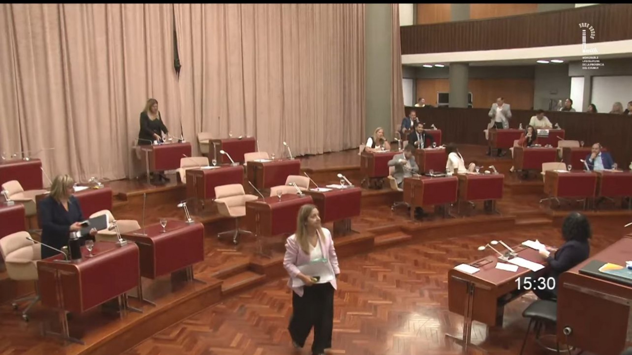 Ruido político: No quedó nadie