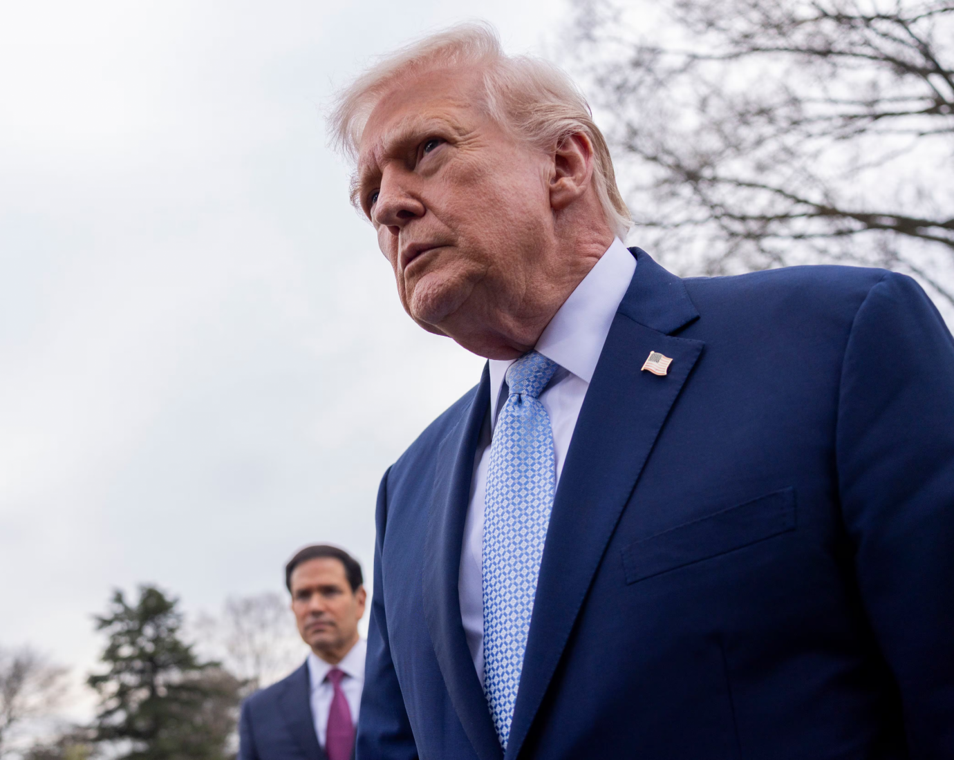 Trump le dio un ultimátum a Irán: amenaza con destruir sus plantas energéticas