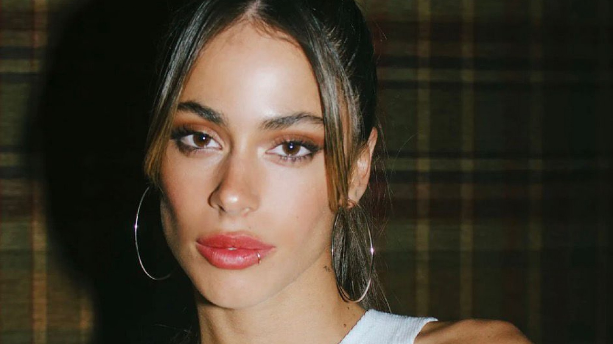 Tini Stoessel lanzó una frase en pleno show y reavivó rumores de conflicto con Emilia Mernes