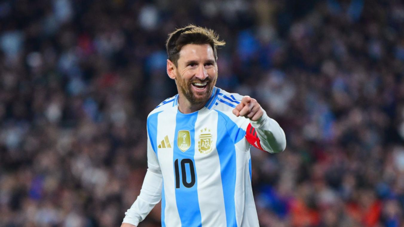 Lionel Messi ya está en el país y se suma a la Selección para los amistosos