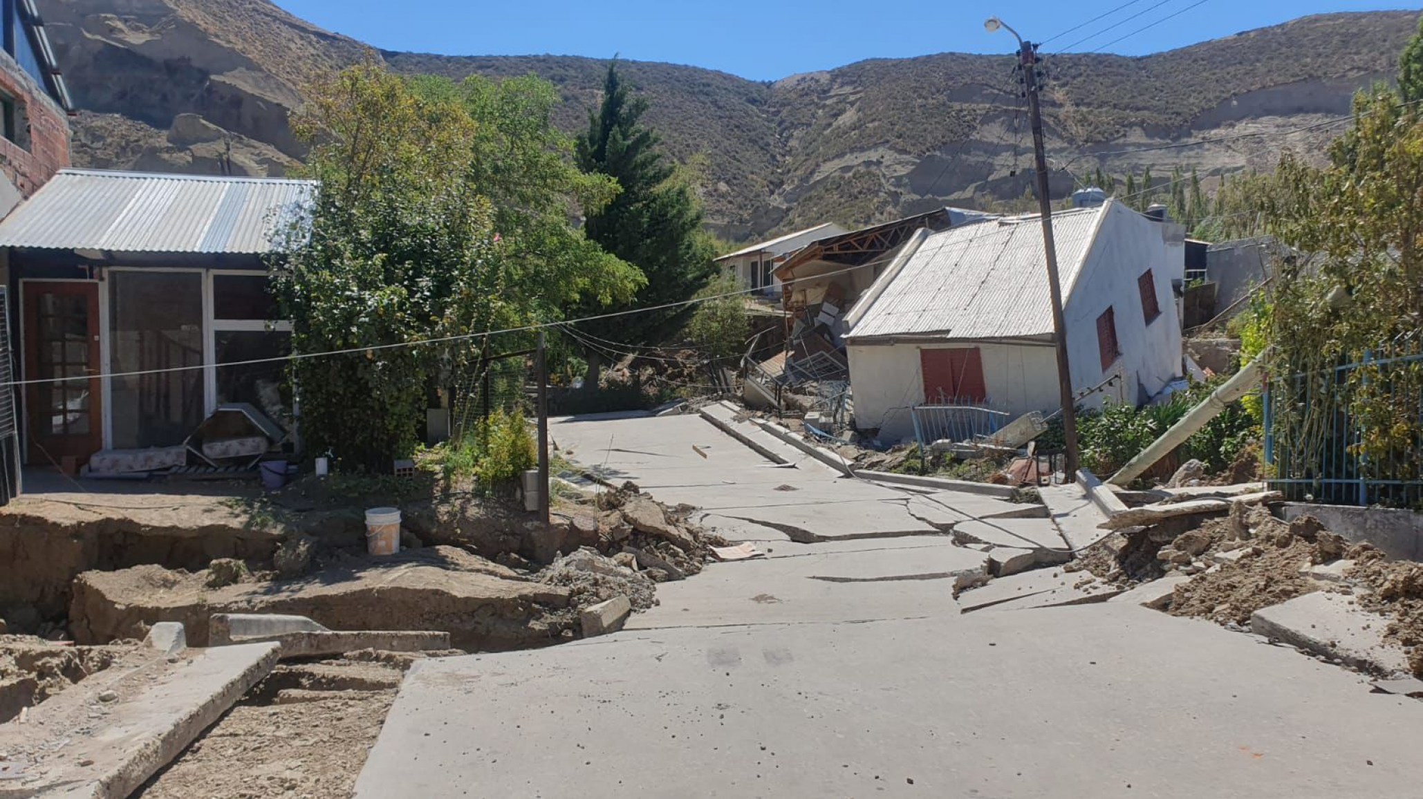 El Municipio continúa trabajando en soluciones habitacionales para las familias afectadas por el deslizamiento del Cerro Hermitte