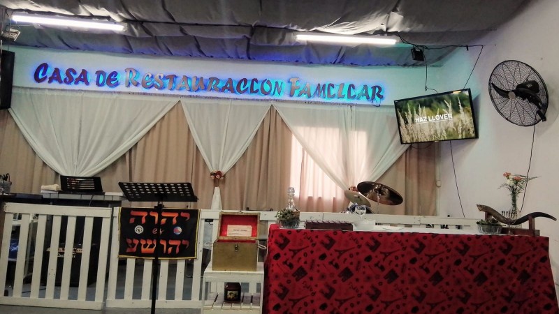 Murió un pastor tras descompensarse en su iglesia