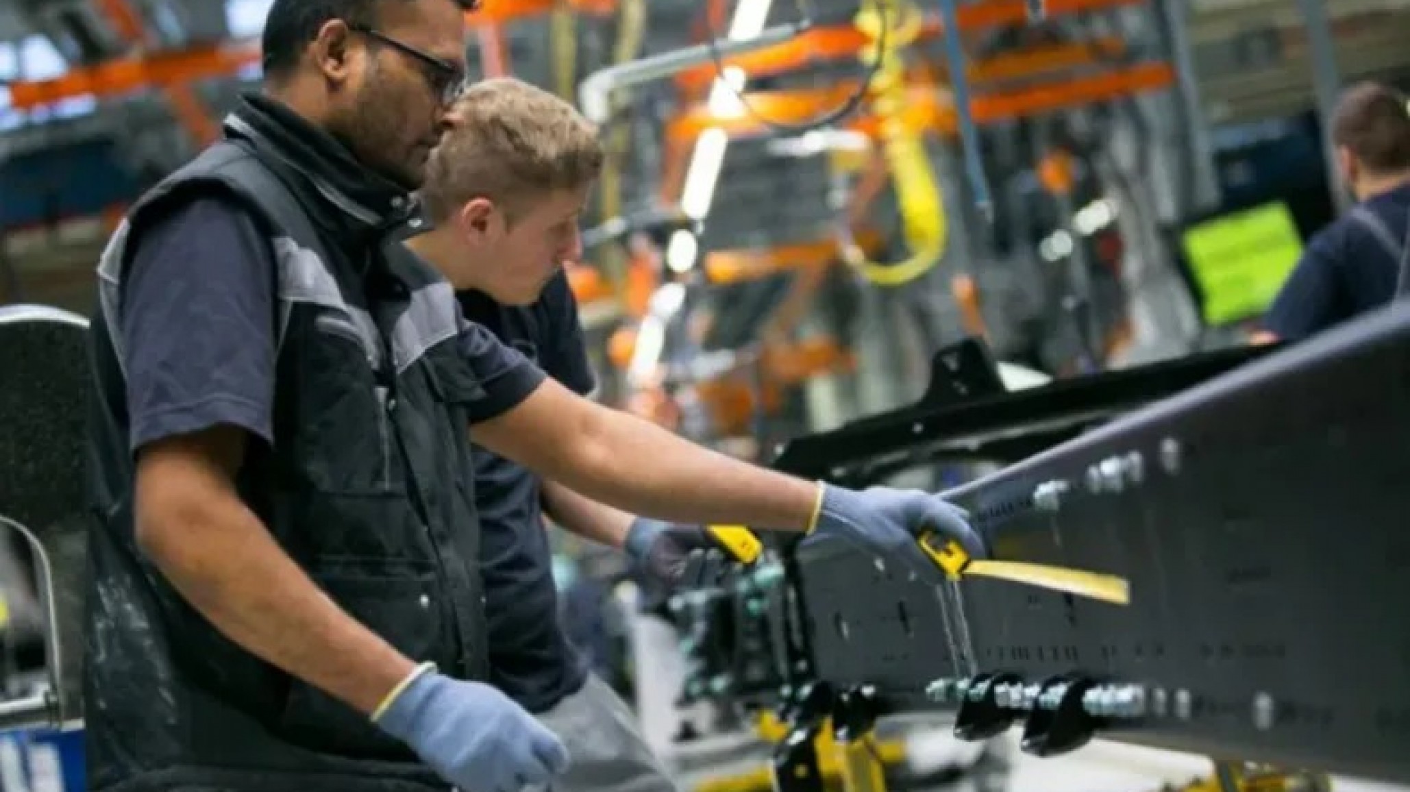 Baja del programa Volver al Trabajo: "Dejan sin ingresos a 950 mil trabajadores"