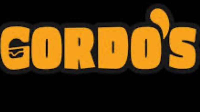 Cierra Gordos Grill, una reconocida hamburguesería de Comodoro