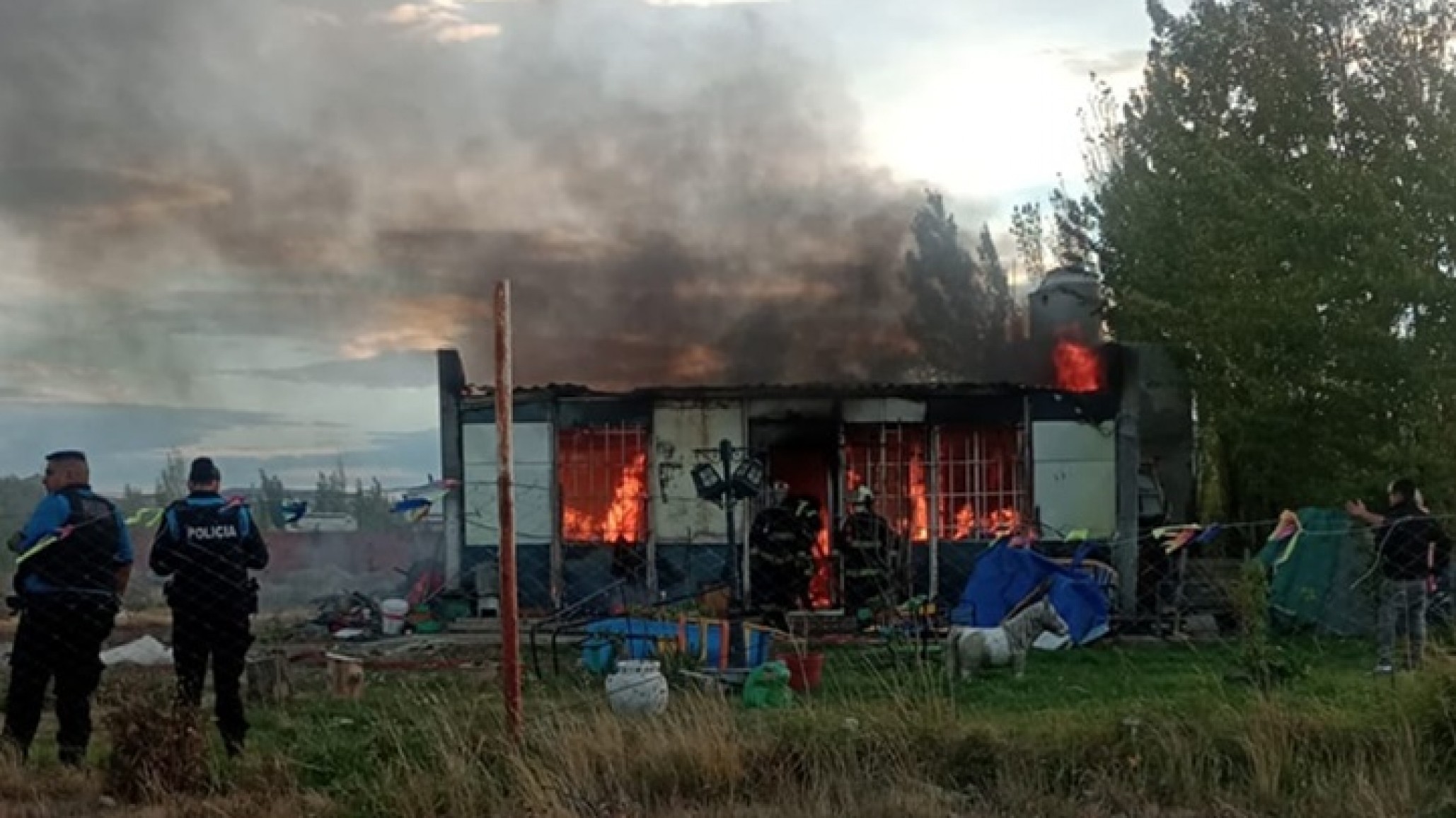Km 17: una explosión destruyó por completo una vivienda en el barrio Próspero Palazzo