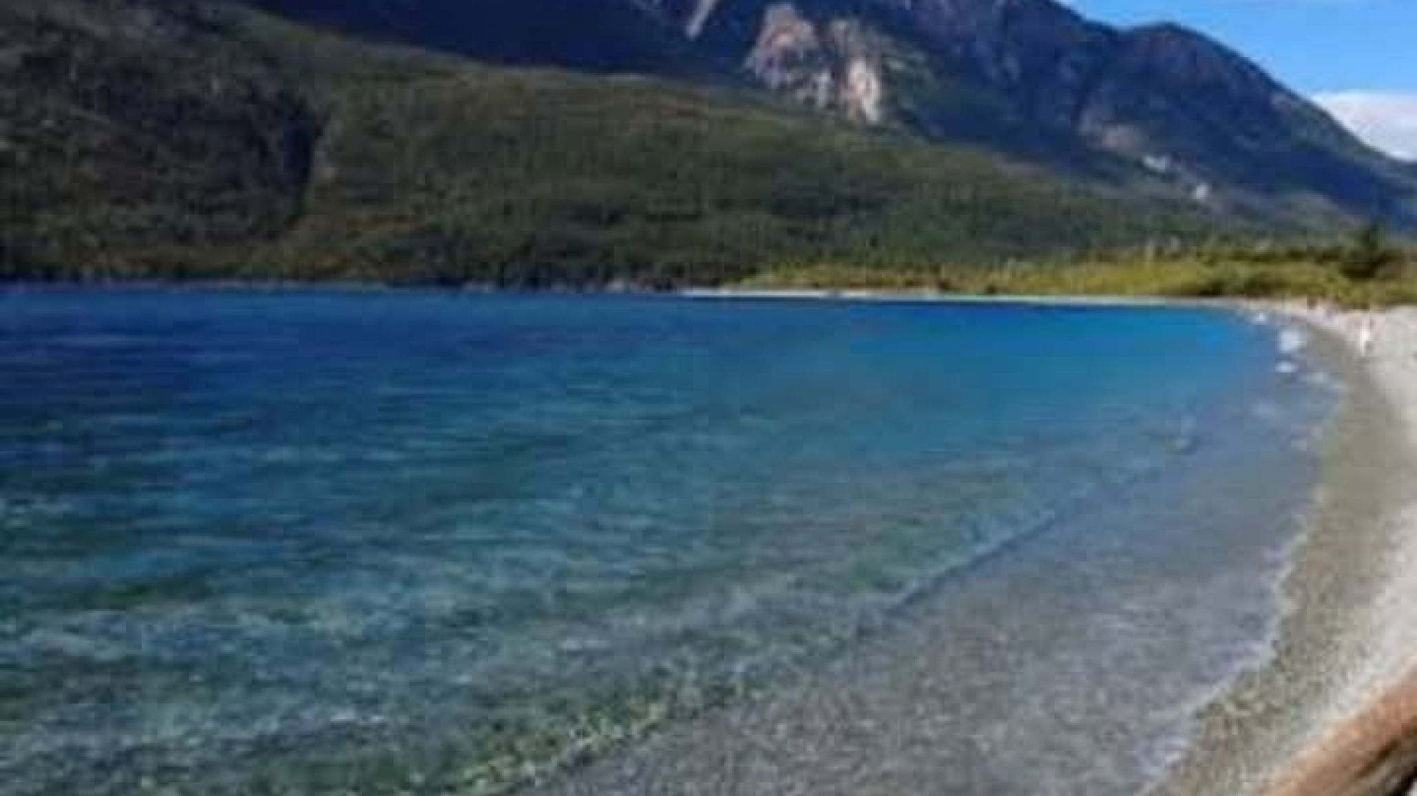 Tragedia en Epuyén: murió un vecino de Lago Puelo tras el vuelco de dos veleros