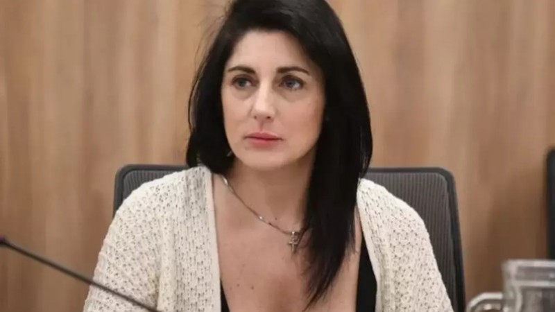 Papelón de LLA: la insólita confusión de Juliana Santillán con un país inexistente