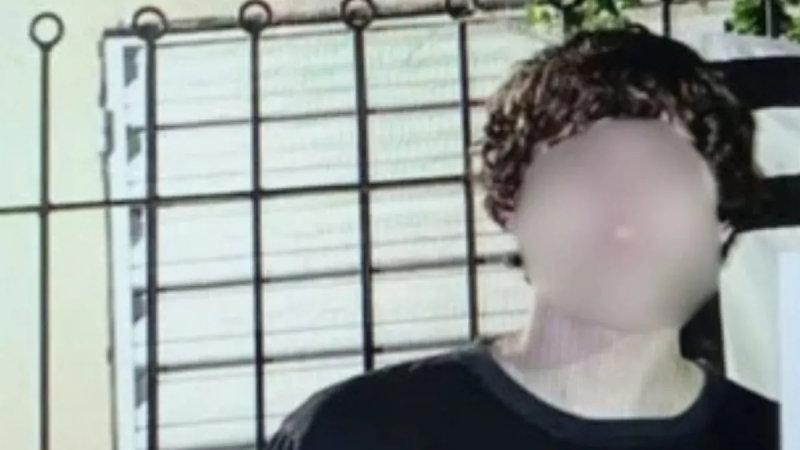 Allanaron la casa del adolescente que mató a un compañero en una escuela de Santa Fe