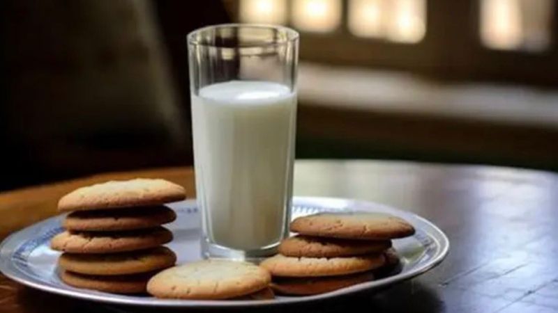 Realizan una colecta de leche y galletitas para merenderos en Comodoro