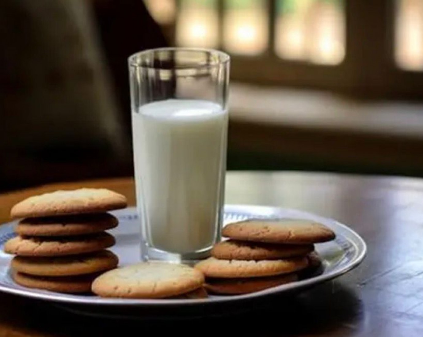 Realizan una colecta de leche y galletitas para merenderos en Comodoro