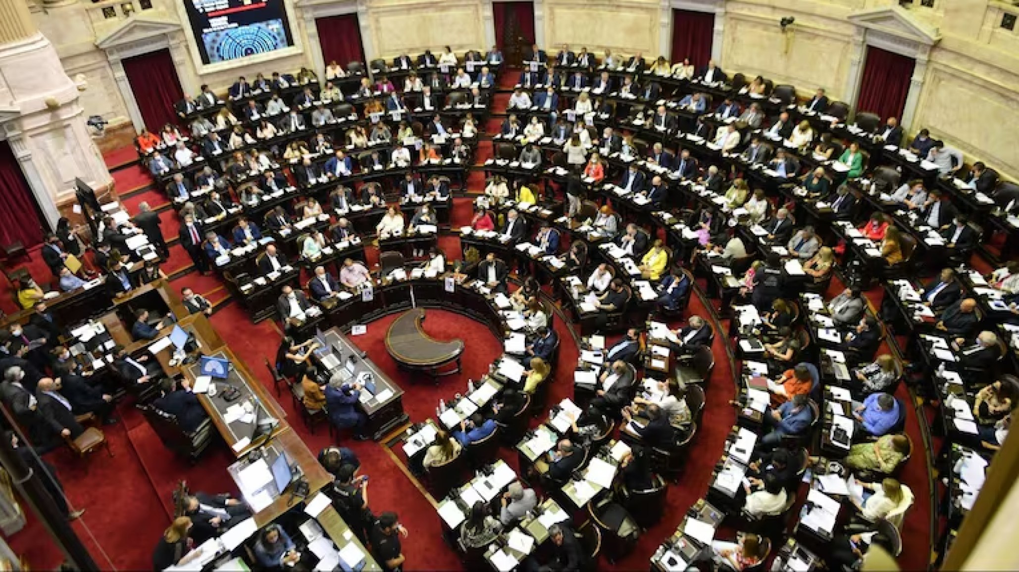 Diputados de Uni髇 por la Patria impulsan una reparaci髇 econ髆ica para veteranos de Malvinas