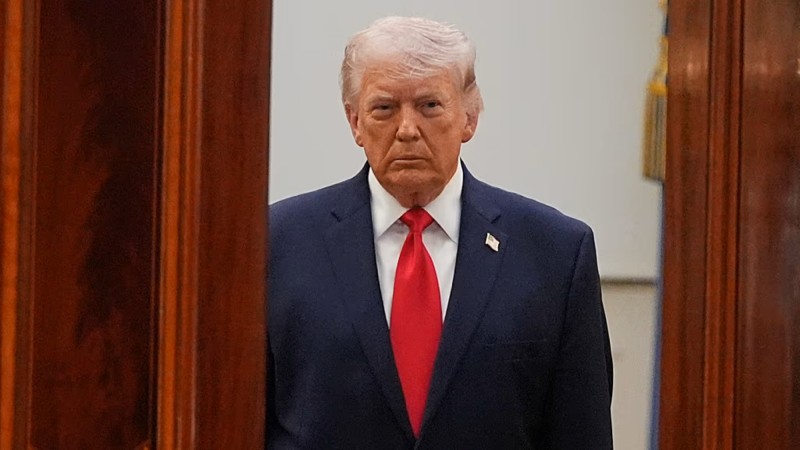 Donald Trump lanza un ultimátum a Irán y crece la tensión por el estrecho de Ormuz: "Abran el estrecho o vivirán en el infierno"