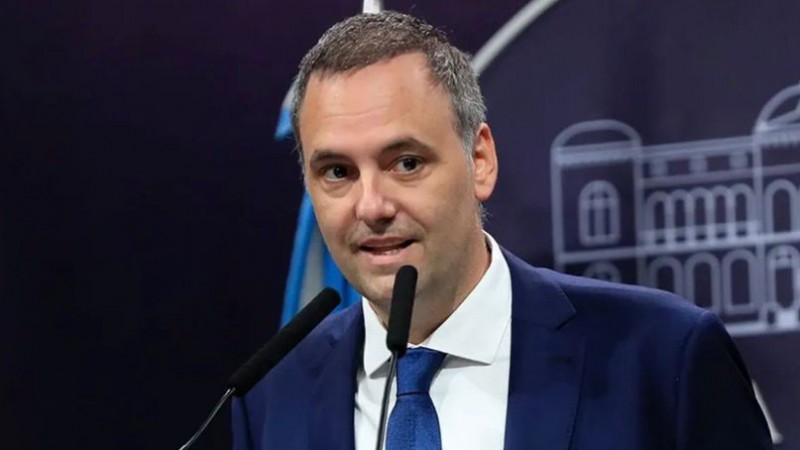 Adorni y su "milagro económico": apareció otra jubilada que le prestó US$ 100 mil y ya son tres jubiladas por un total de US$ 300 mil