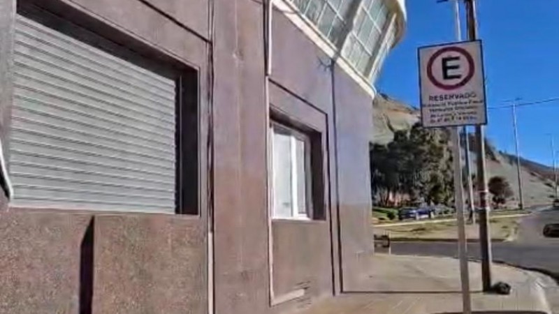 Dolor e indignación por la muerte de Ángel: "La madre lo abandonó cuando era bebé, la justicia se lo dio igual y ahora está muerto"