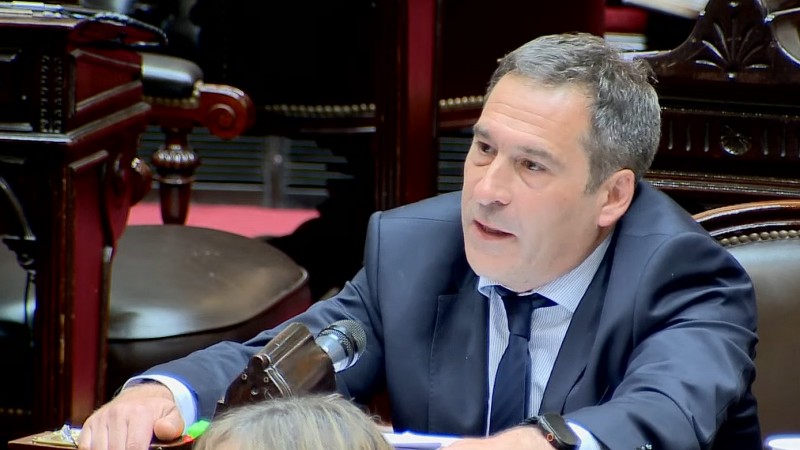 Ley de Glaciares: "No hay desarrollo sin agua, no hay futuro sin agua y no hay Patagonia sin glaciares" aseguró Luque