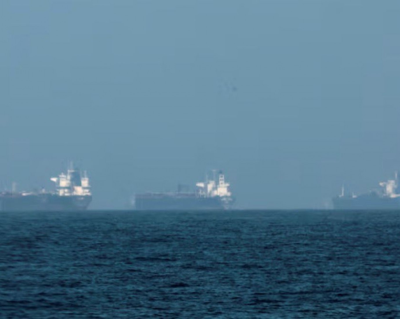 Israel acepta negociar con Líbano bajo presión internacional y crece la incertidumbre regional