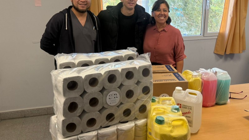 Donaciones al Hospital Regional y escuelas: el gesto solidario de un emprendimiento local que busca crecer en Comodoro