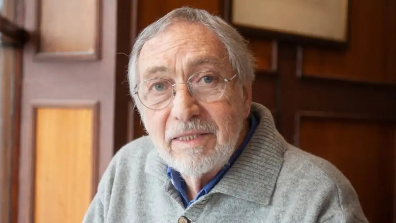 Luis Brandoni sufrió un ACV y permanece internado: suspendieron funciones de su obra
