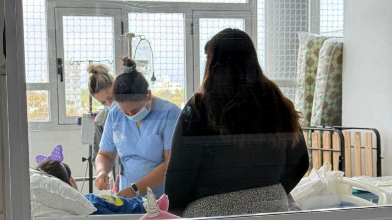 Golpearon violentamente a una niña de 7 años en un hogar de niños de La Plata: la denuncia