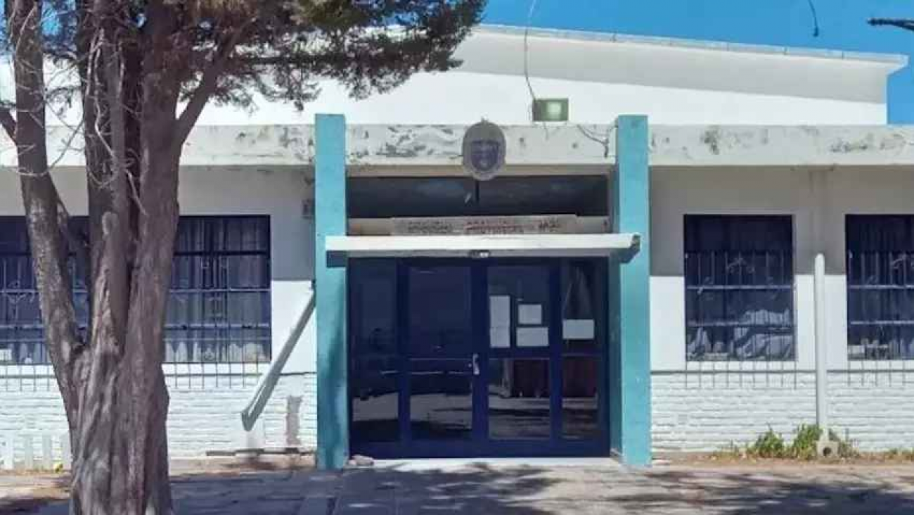 Alarma en Chubut: "Es un caso entre menores", dijo el ministro Punta sobre el presunto abuso que conmociona a la Escuela 21