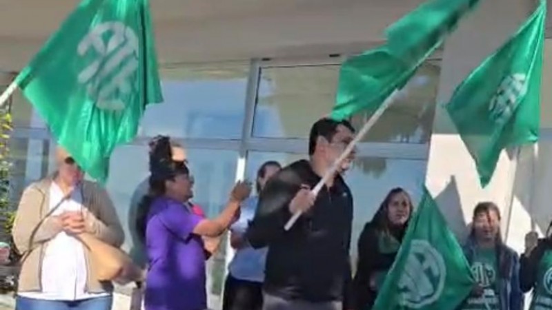 "El 80% de los trabajadores de salud cobra por debajo de la línea de pobreza": fuerte reclamo en el Hospital Alvear