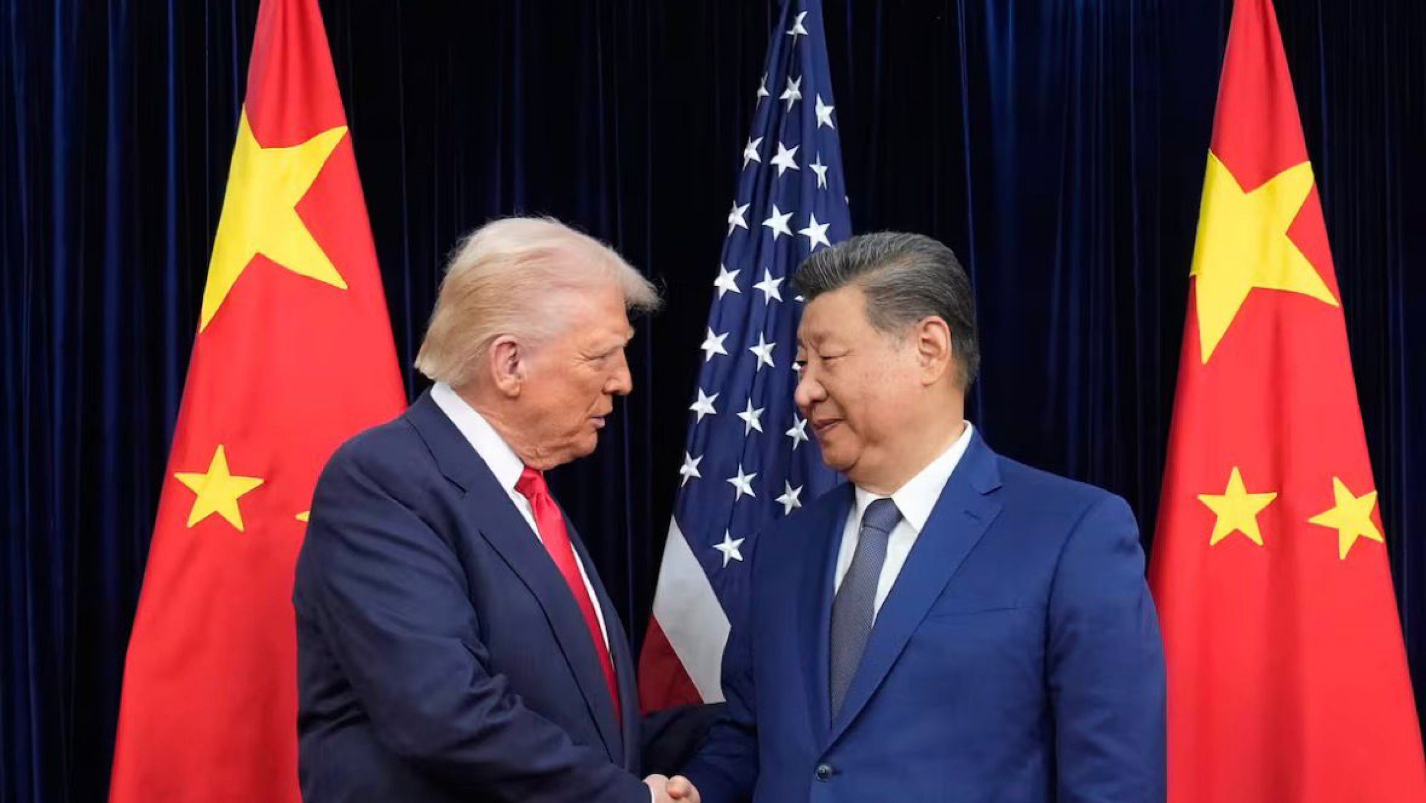 Trump busca evitar un choque con China en plena crisis por el petróleo iraní